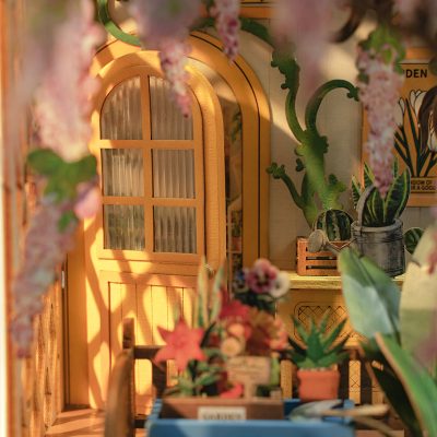 Rolife Gardenhouse DIY Miniature House, Handmade Assembly Model with Lights, Creative Decorative Display Gift detail image 1