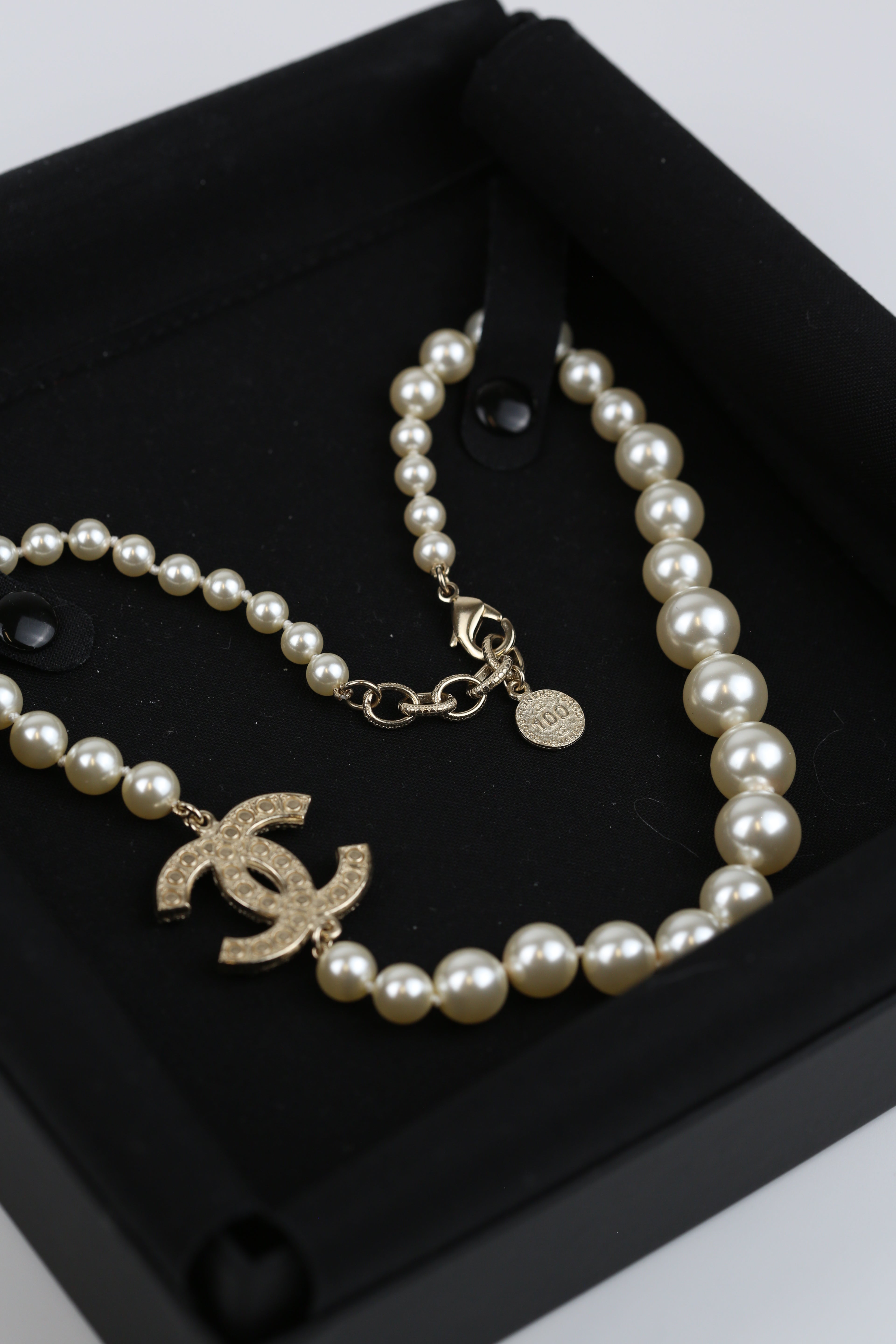CHANEL CC Chain