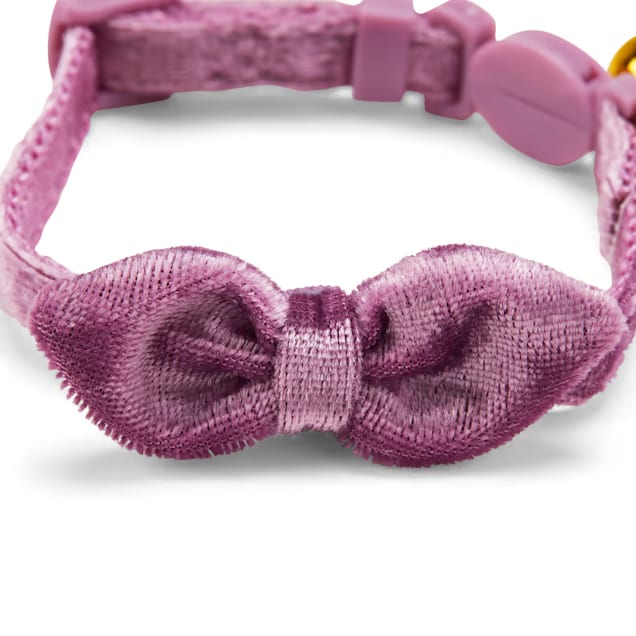 YOULY Heirloom Series Velvet Breakaway Cat Collar with Metal Bell Charm (Multiple Colors) — Stylish Morandi Tones for Indoor Cats, Social & Photo Moments detail image 4