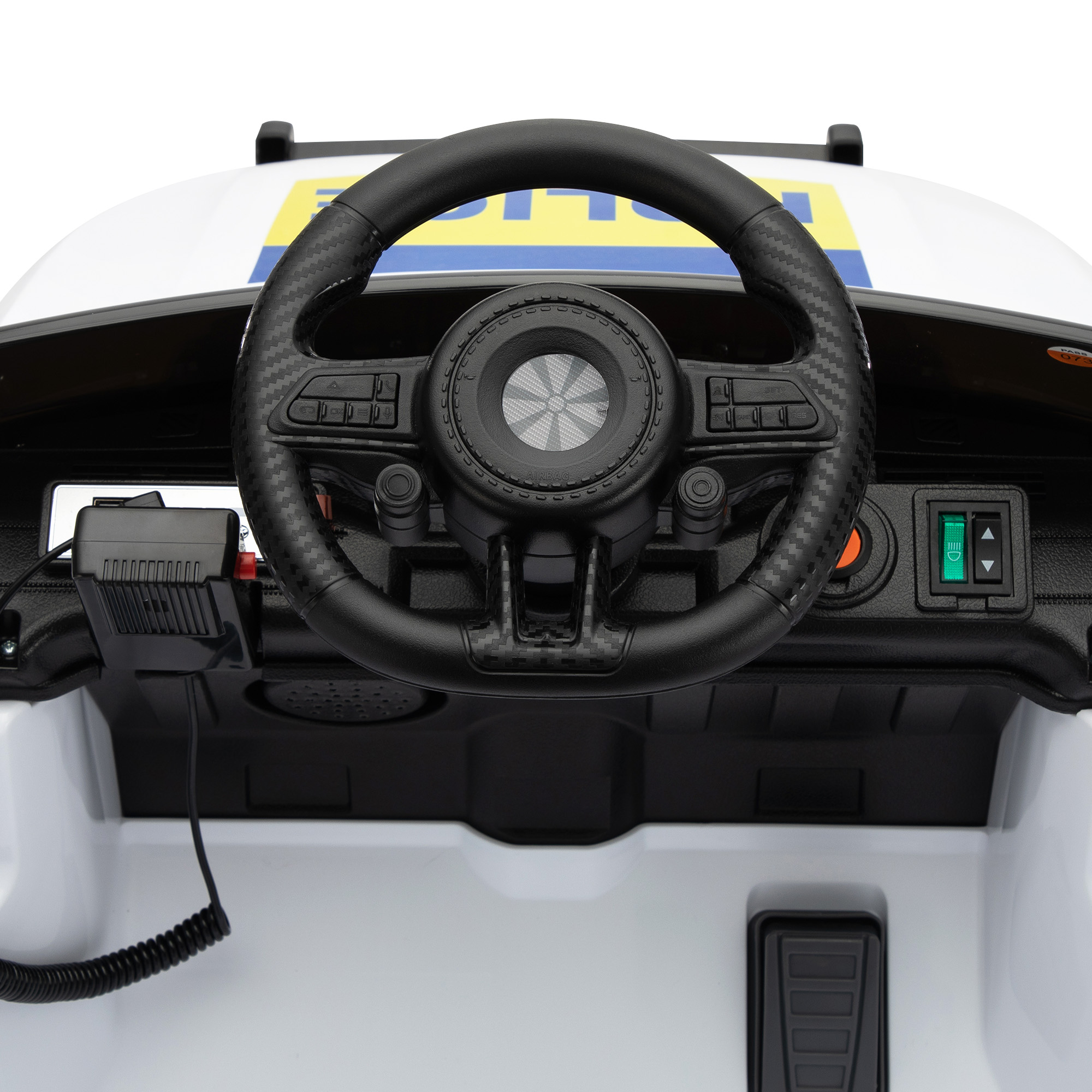 Coche patrulla eléctrico infantil blanco | modelo montable con puertas abatibles y mando a distancia detail image 2