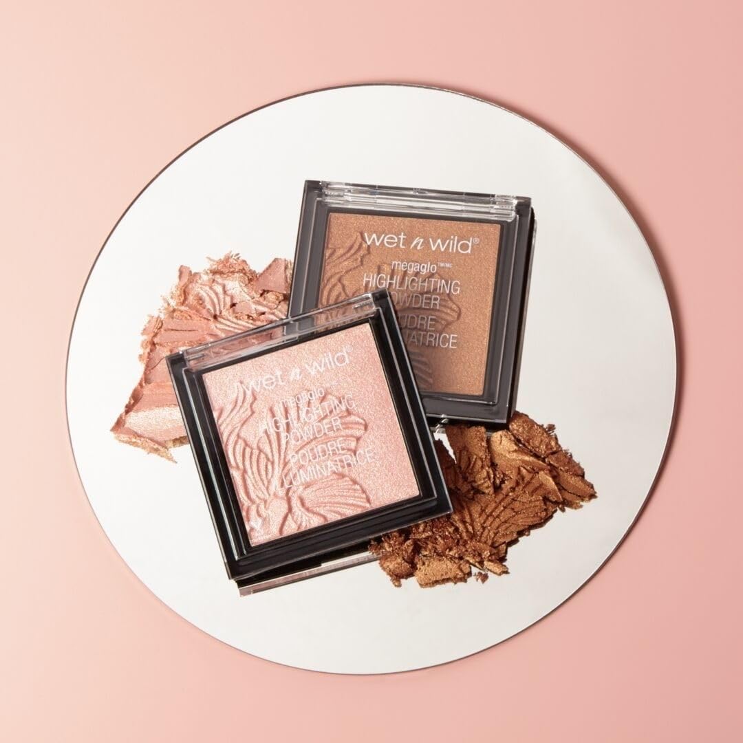 wet n wild MegaGlo Highlighting Powder — Pink Rose Gold Blossom Glow detail image 8