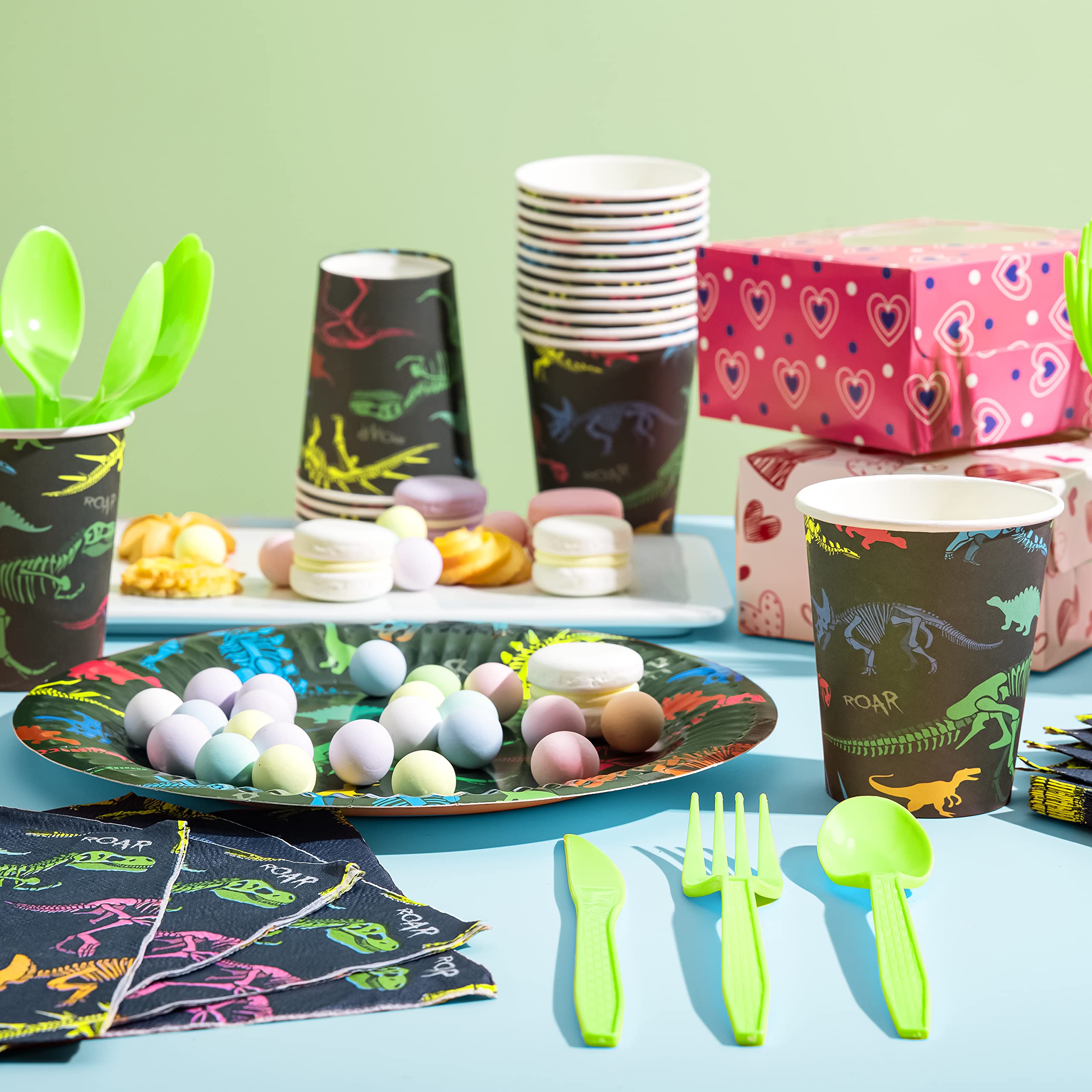 JOYIN 145-Piece Dinosaur Birthday Party Supplies with Banner, 24-Serve Disposable Tableware Set - Plates, Cups, Napkins & Cutlery detail image 6
